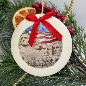 Christmas Ornament Mountain Rushmore National Park Sandstone Decor Souvenir 3.3”